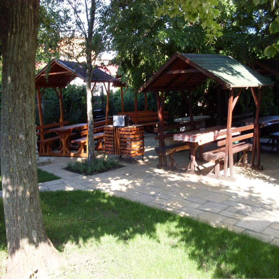 Pegazus Vendeghaz Hotel Hajduszoboszlo Luaran gambar