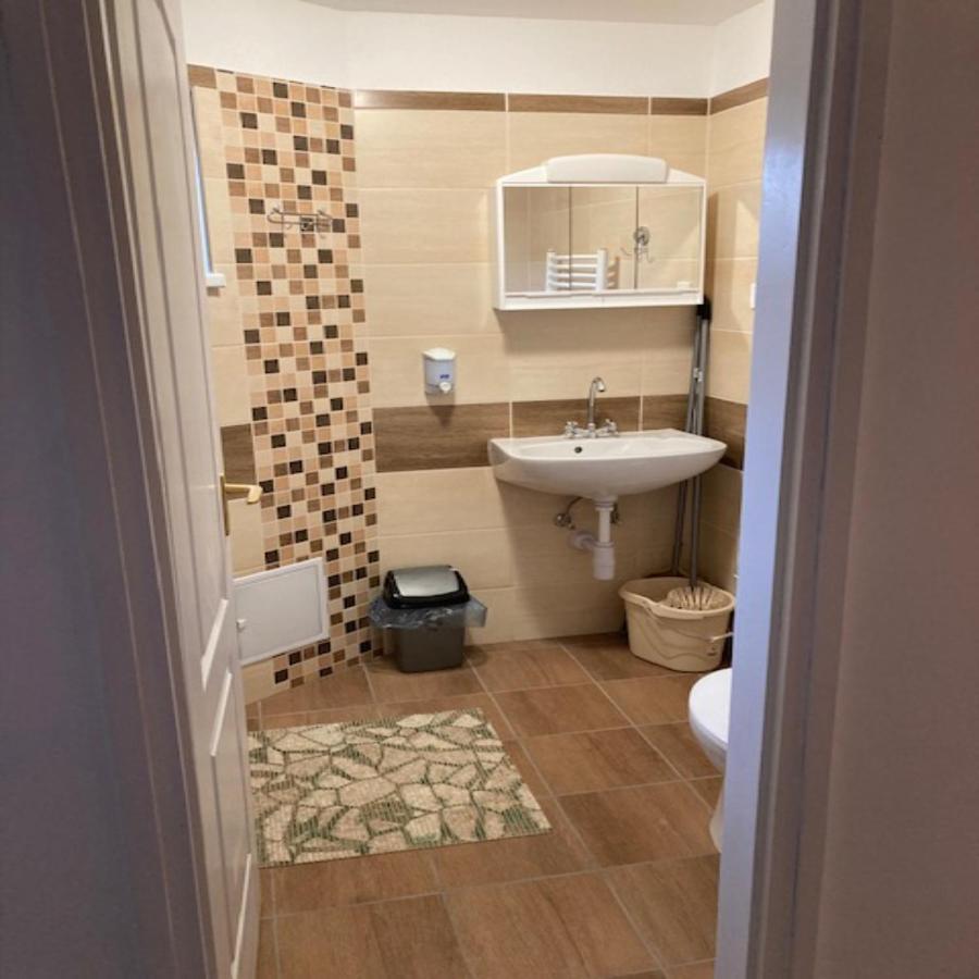 Pegazus Vendeghaz Hotel Hajduszoboszlo Luaran gambar