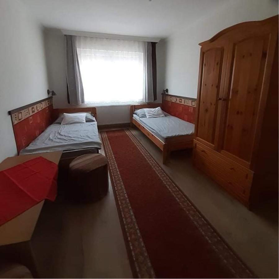 Pegazus Vendeghaz Hotel Hajduszoboszlo Luaran gambar
